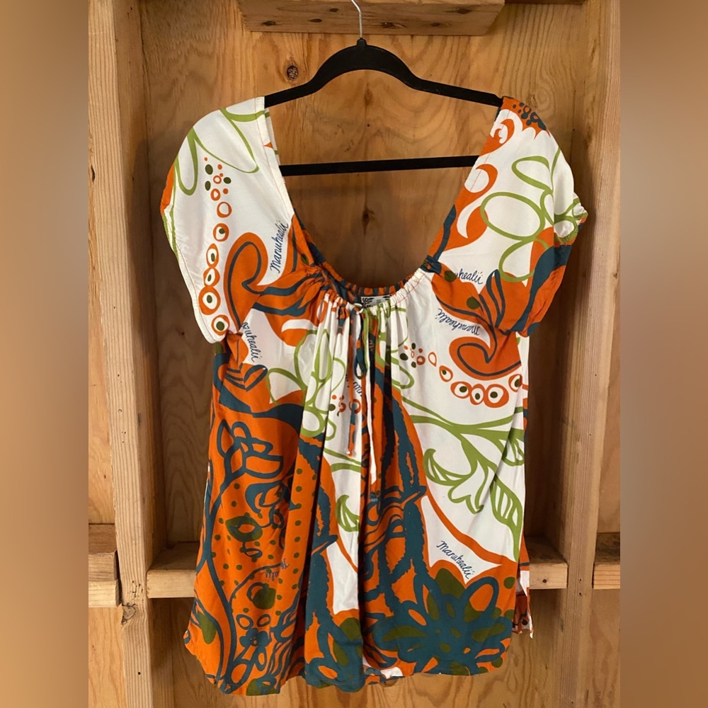 Manuhealii blouse